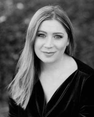 karen-treisman-300×375