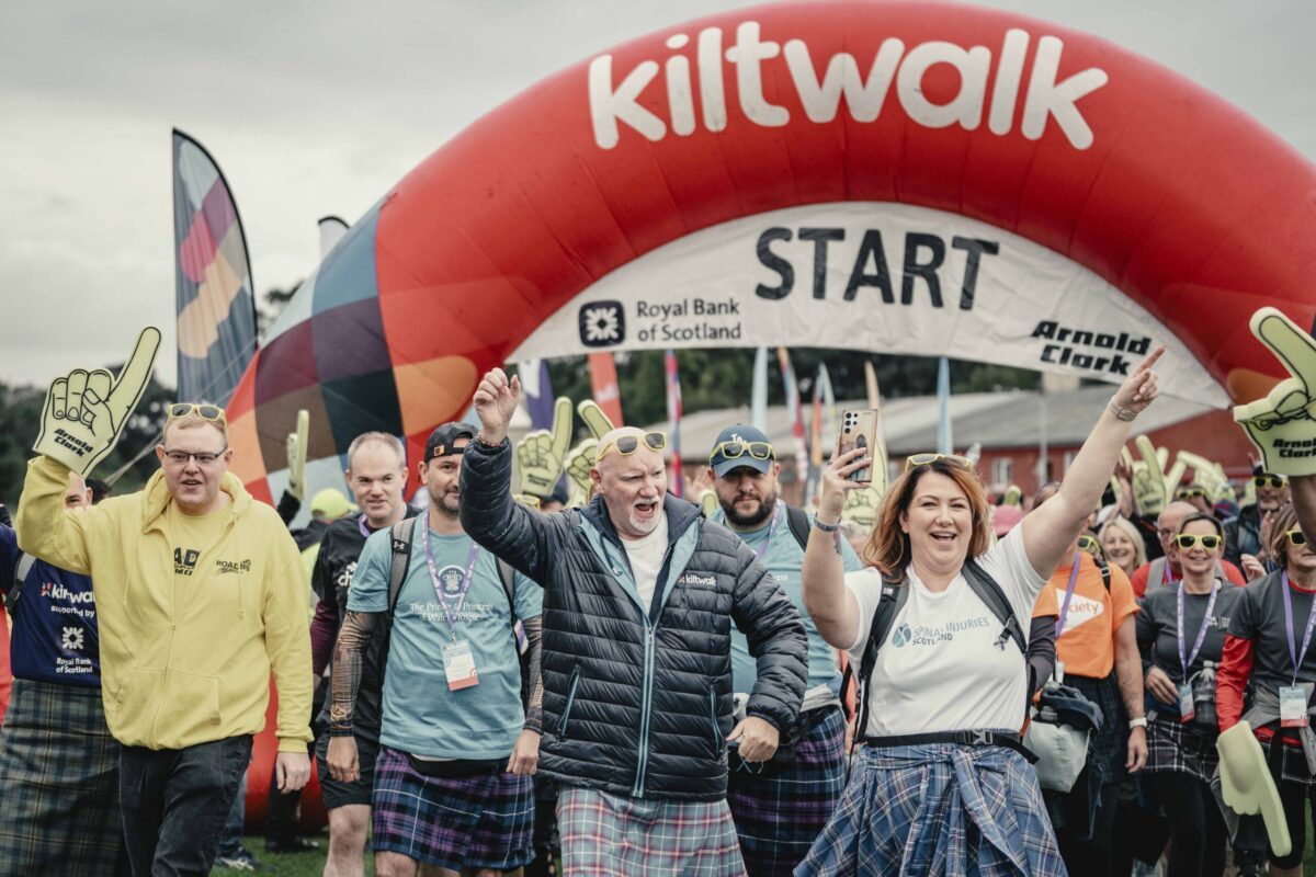 Edinburgh goes Kiltwalk Crazy to Boost 710 Scottish Charities.  Photo by Jamie Simpson/Kiltwalk